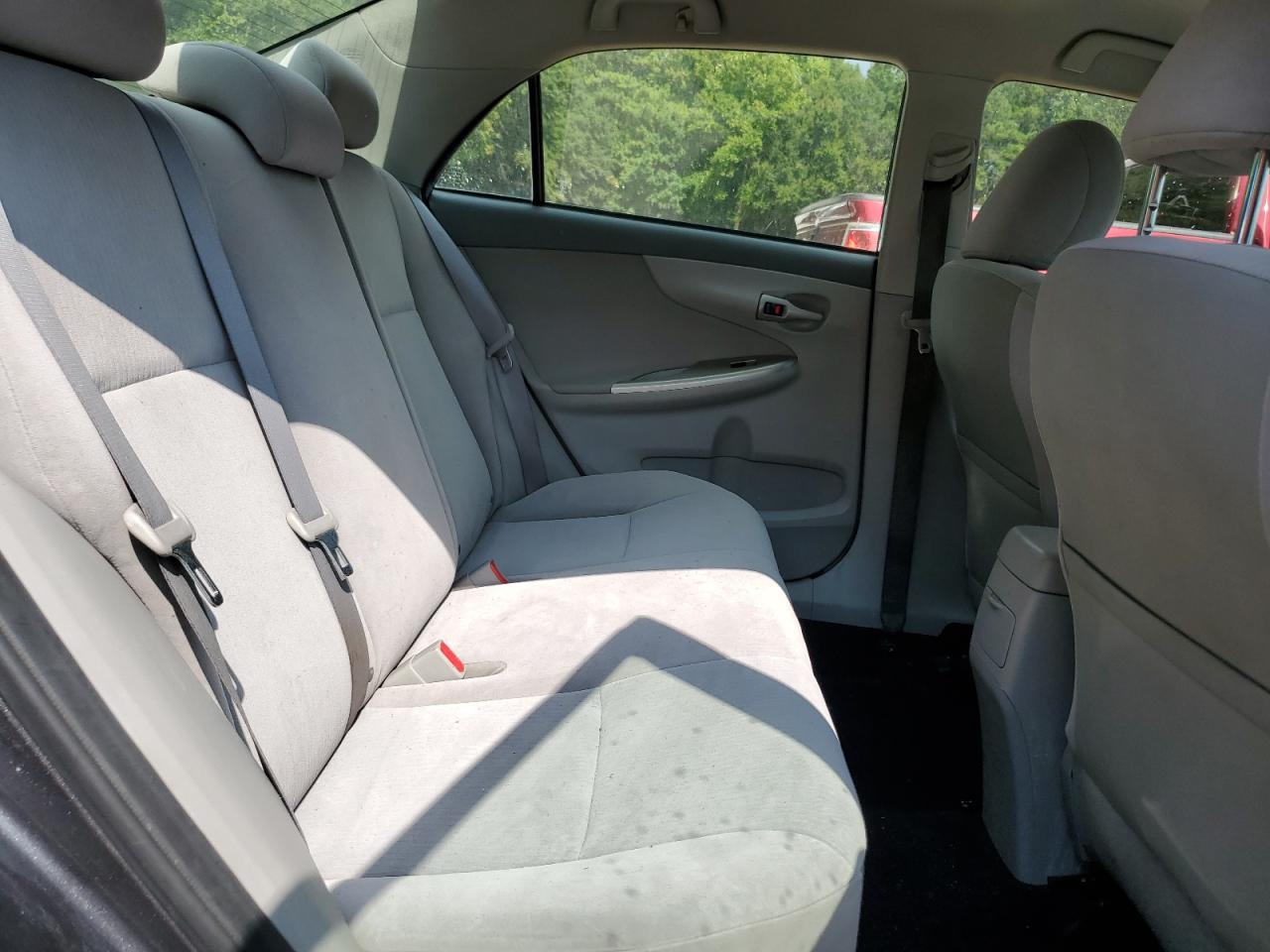 2010 Toyota Corolla - Image 10