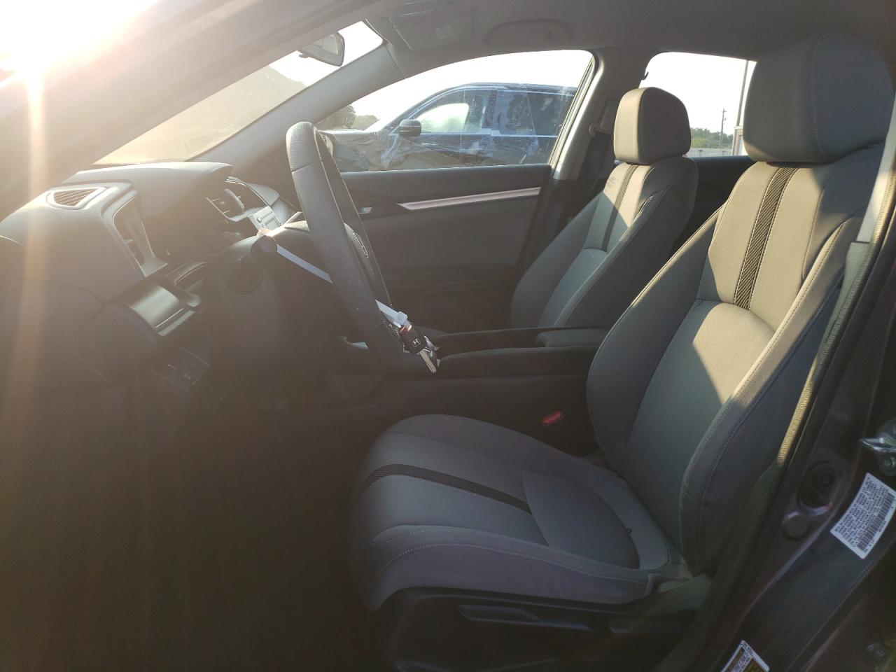 19XFC2F56GE242275 2016 Honda Civic Lx