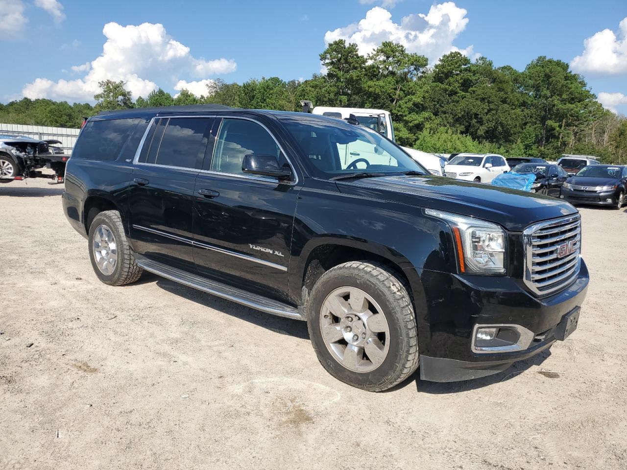 2019 GMC Yukon - Image 4