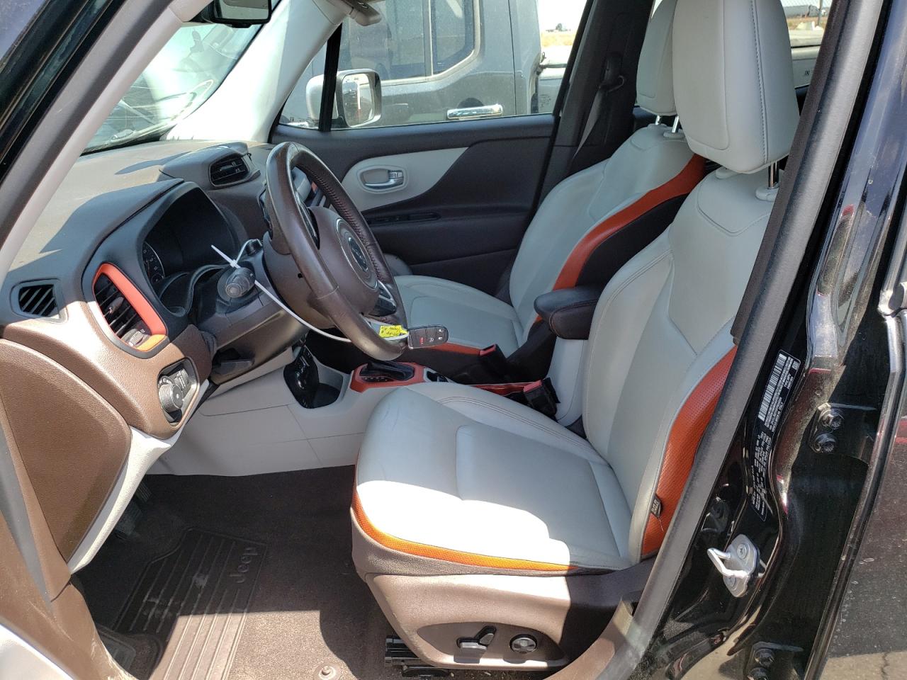 2015 Jeep Renegade Limited VIN: ZACCJBDT8FPB99084 Lot: 65867444