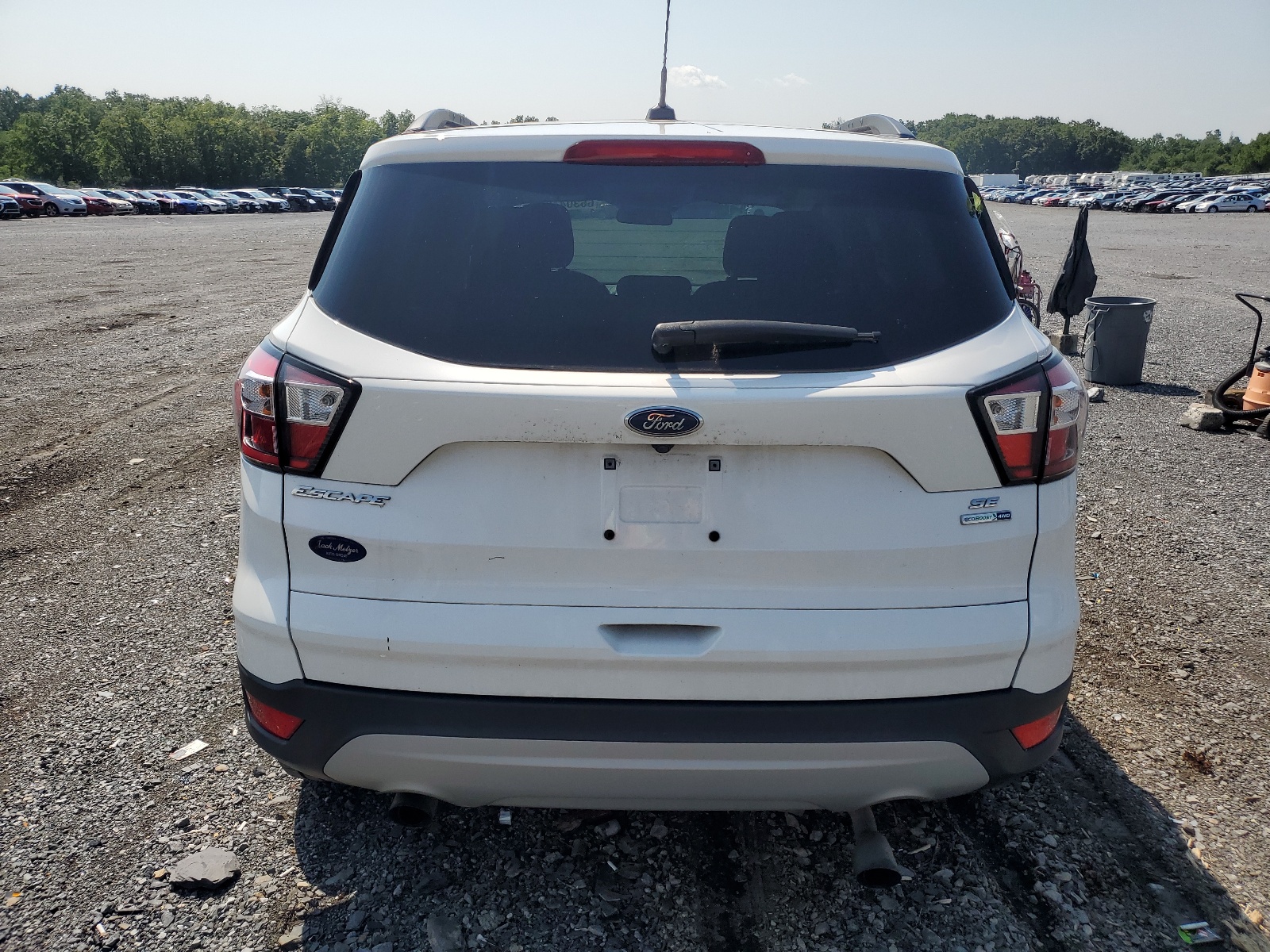 1FMCU9GD4JUC76962 2018 Ford Escape Se