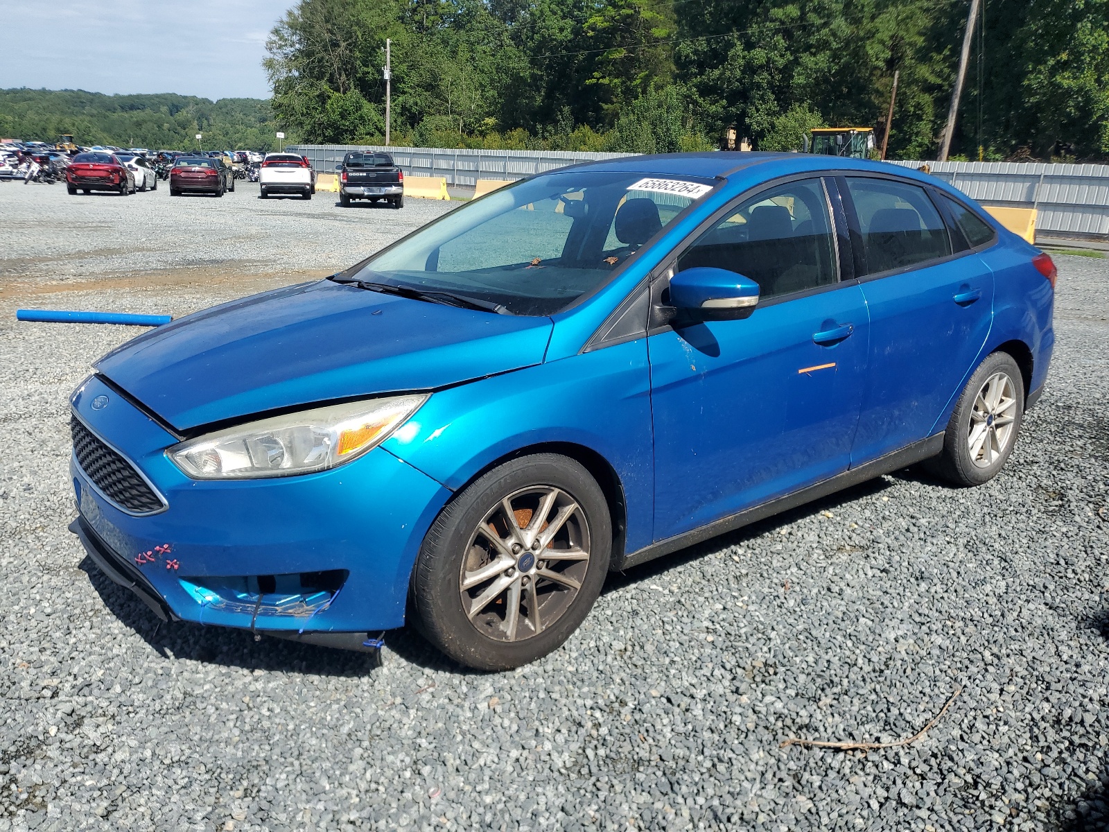 2015 Ford Focus Se vin: 1FADP3F24FL235019