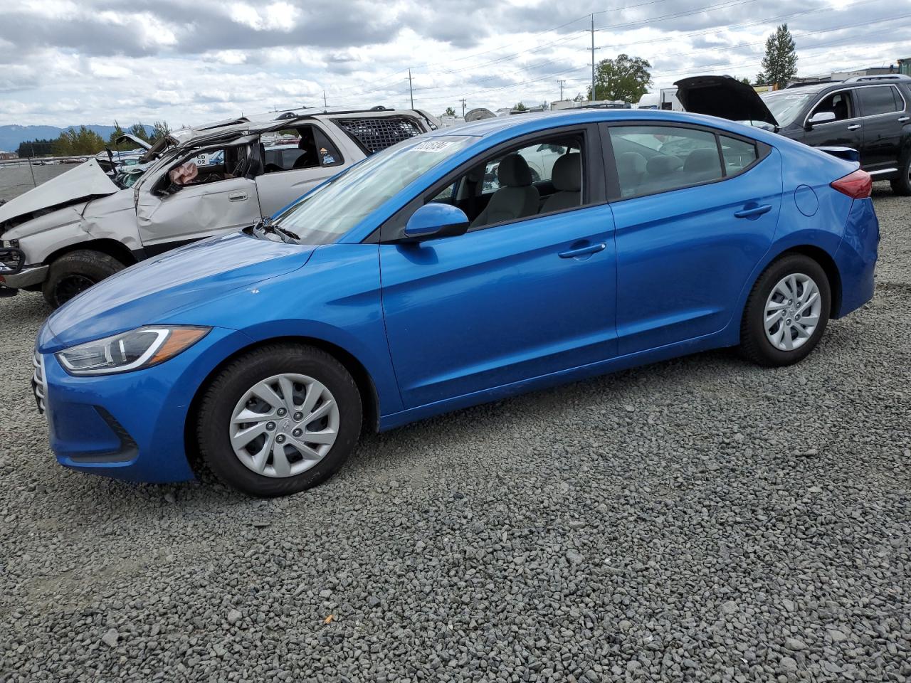 VIN 5NPD74LF9HH203648 2017 HYUNDAI ELANTRA no.1