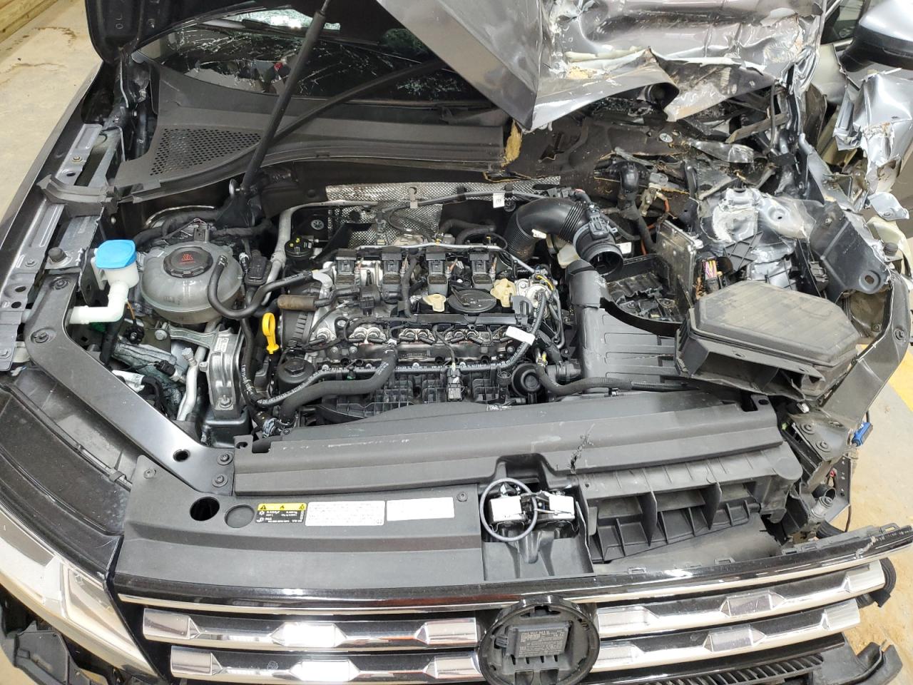 3VV2B7AX6KM127229 2019 Volkswagen Tiguan Se