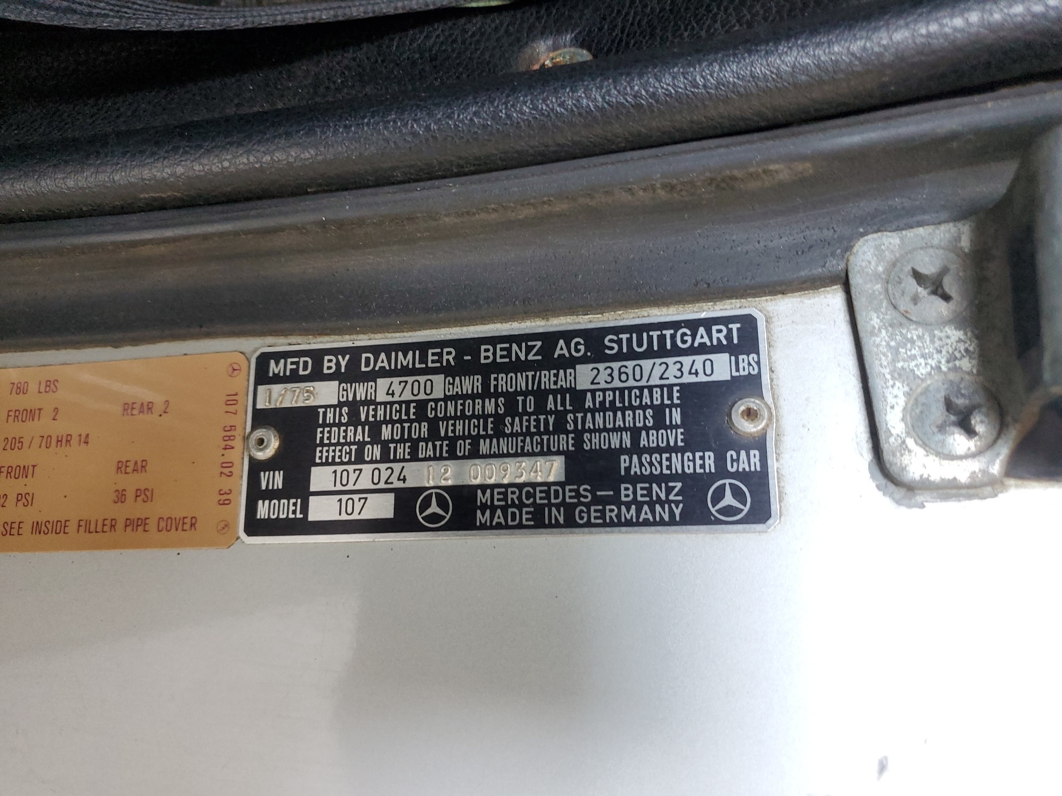 10702412009347 1975 Mercedes-Benz 450 Slc