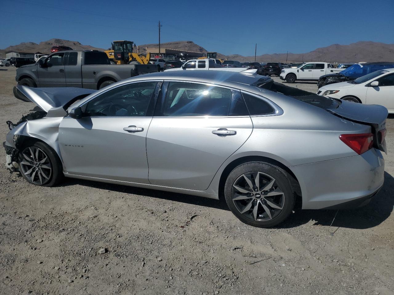 1G1ZD5ST9JF288849 2018 CHEVROLET MALIBU - Image 2