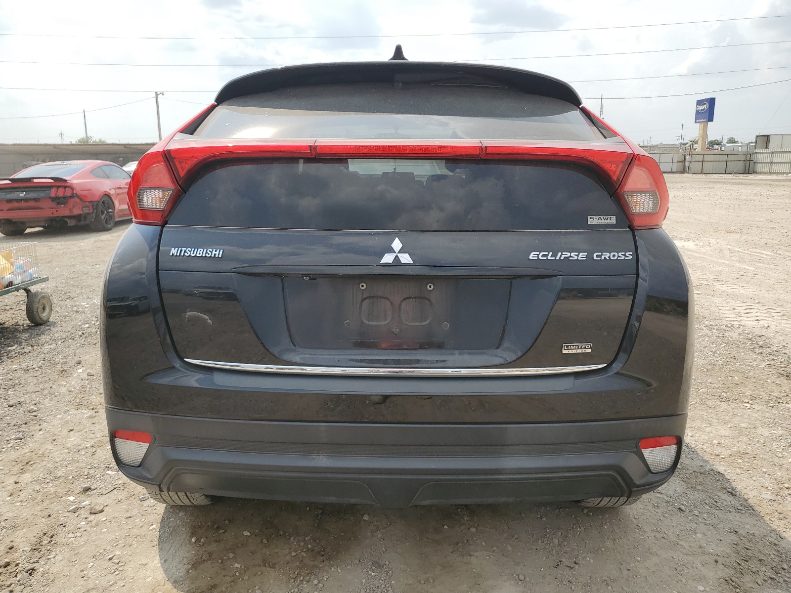 JA4AT4AA3JZ046620 2018 Mitsubishi Eclipse Cross Le