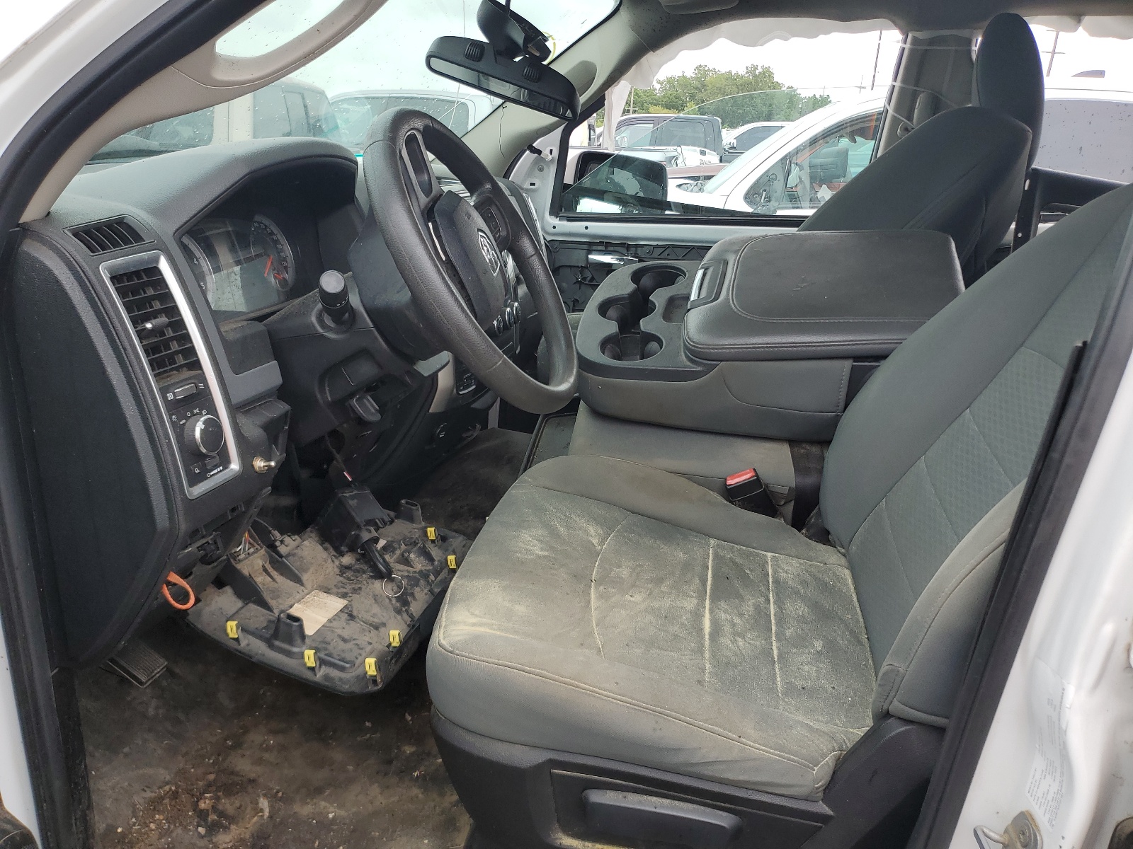 1C6RR7TMXFS571861 2015 Ram 1500 Slt