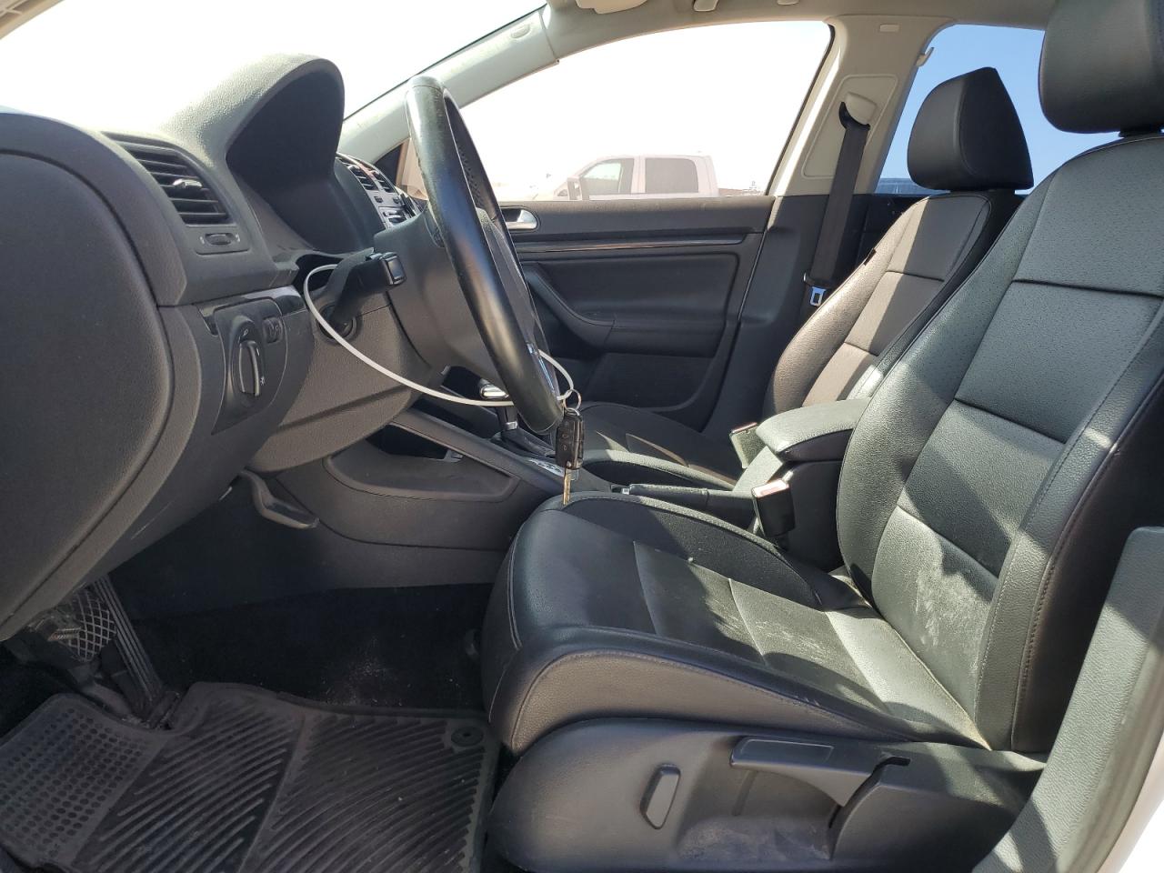 2010 Volkswagen Jetta Wolfsburg VIN: 3VWRJ7AJ5AM039036 Lot: 72341324