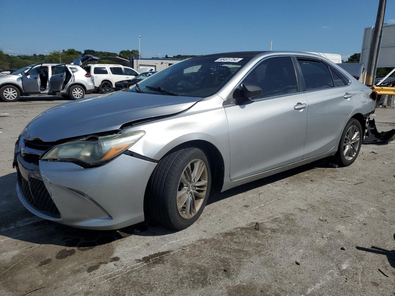 4T1BF1FK1GU173952 2016 TOYOTA CAMRY - Image 1