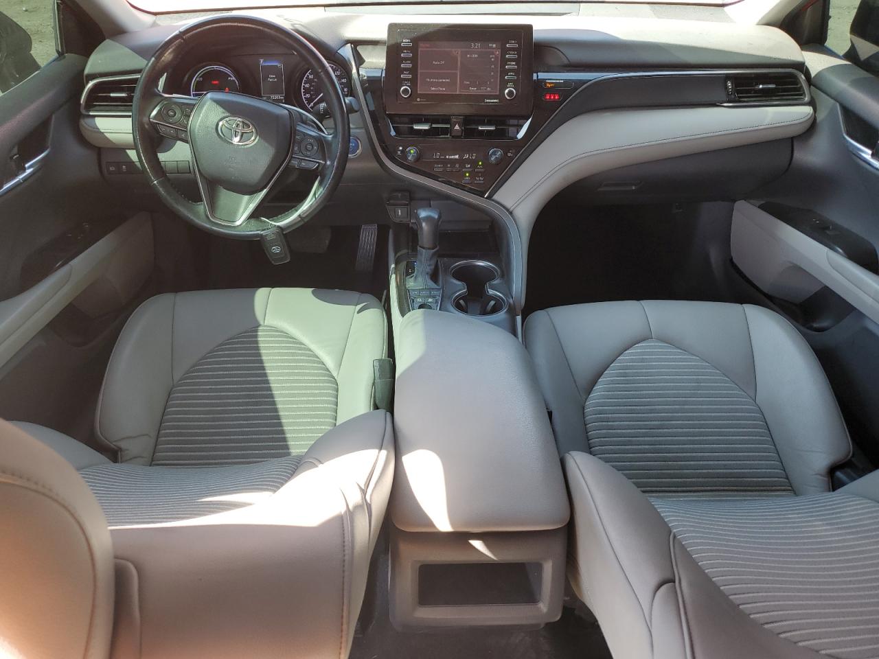 2022 Toyota Camry - Image 8