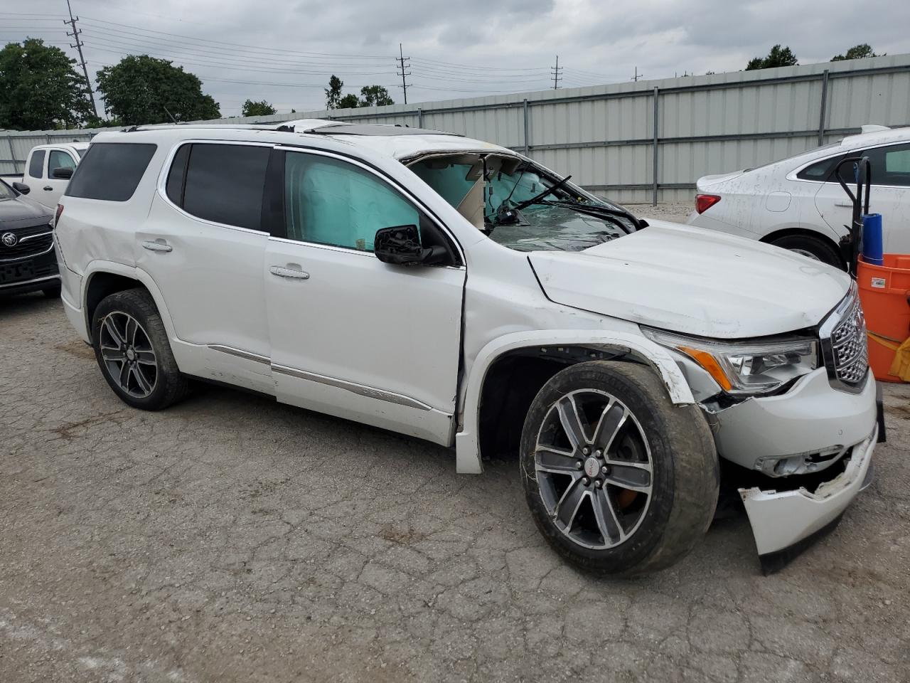 2018 GMC Acadia - Image 4