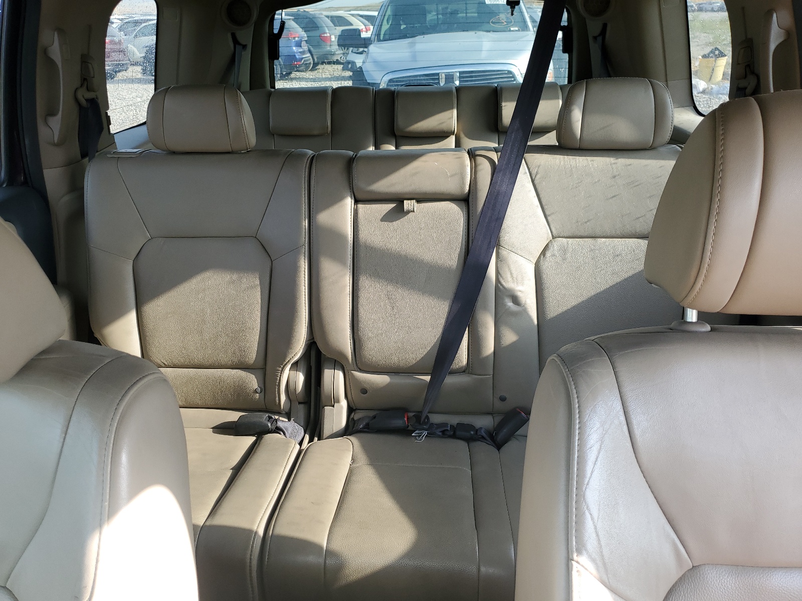 5FNYF4H64BB023528 2011 Honda Pilot Exl