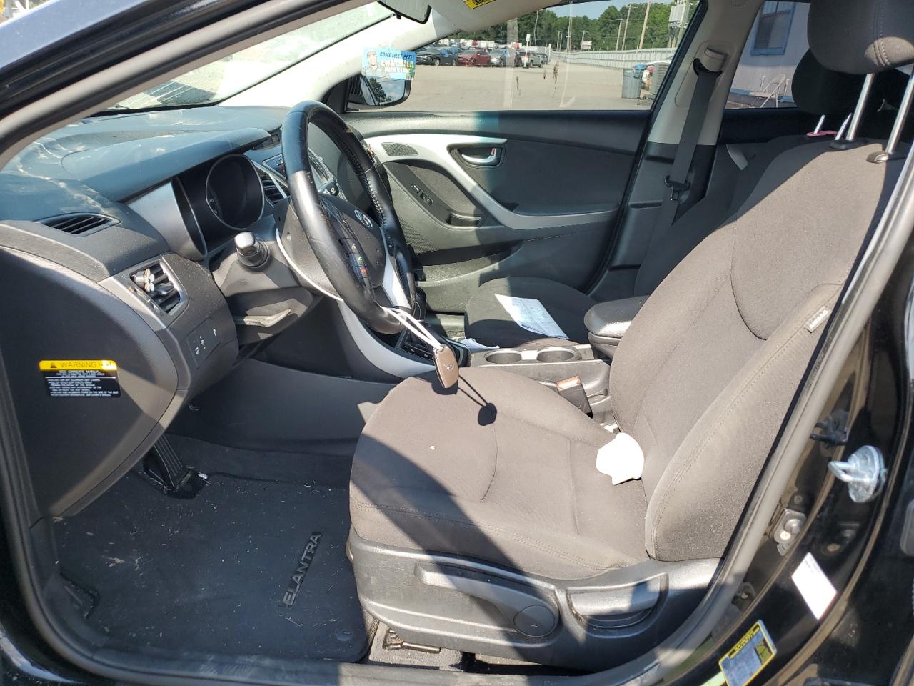 KMHDH4AEXGU520653 2016 Hyundai Elantra Se