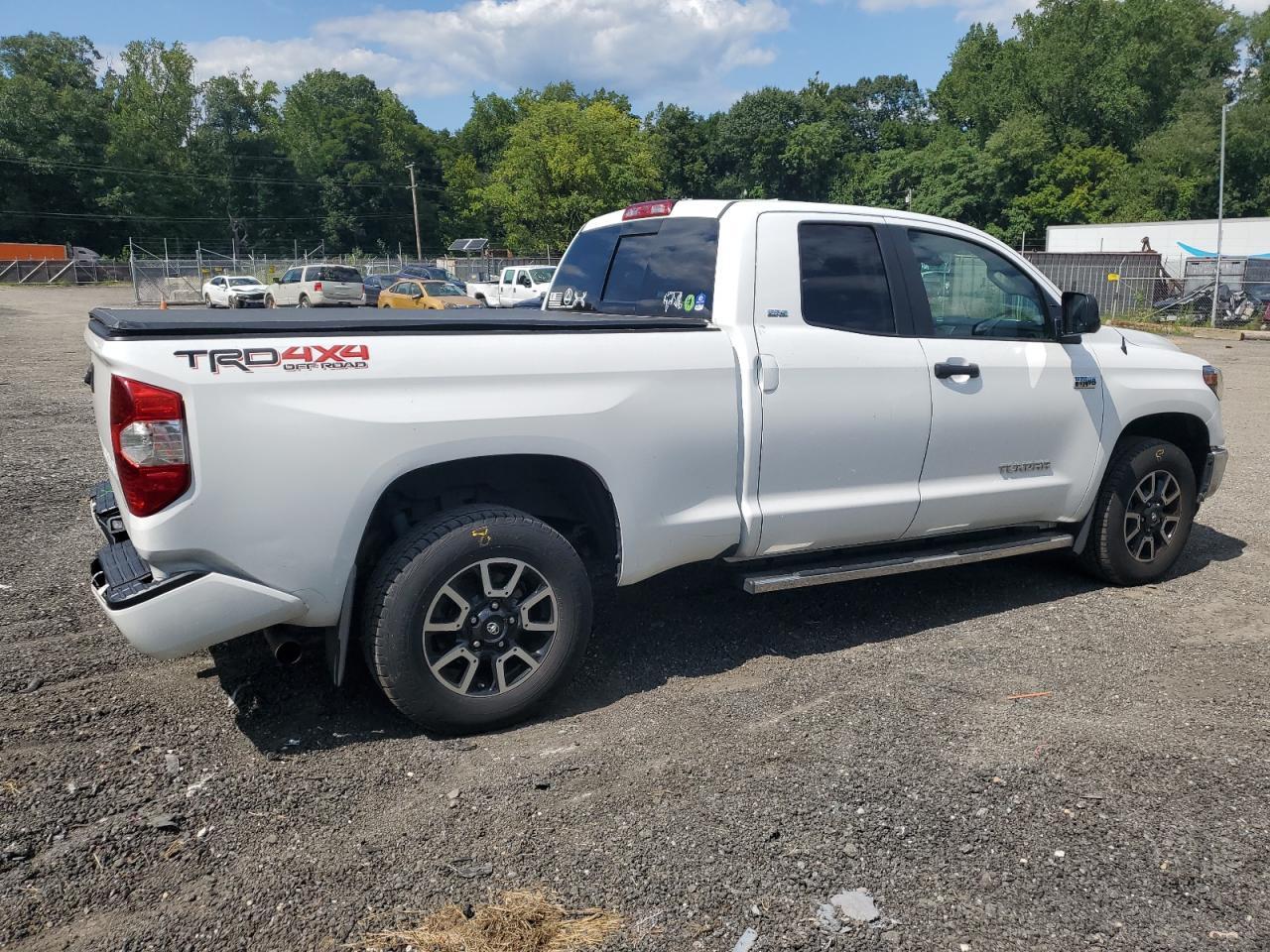 VIN 5TFUY5F10KX784813 2019 TOYOTA TUNDRA no.3