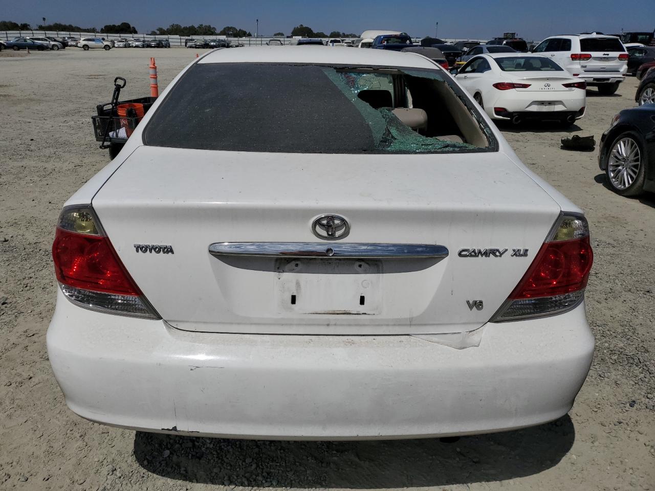 2005 Toyota Camry Le VIN: JTDBF32K050163861 Lot: 66983724