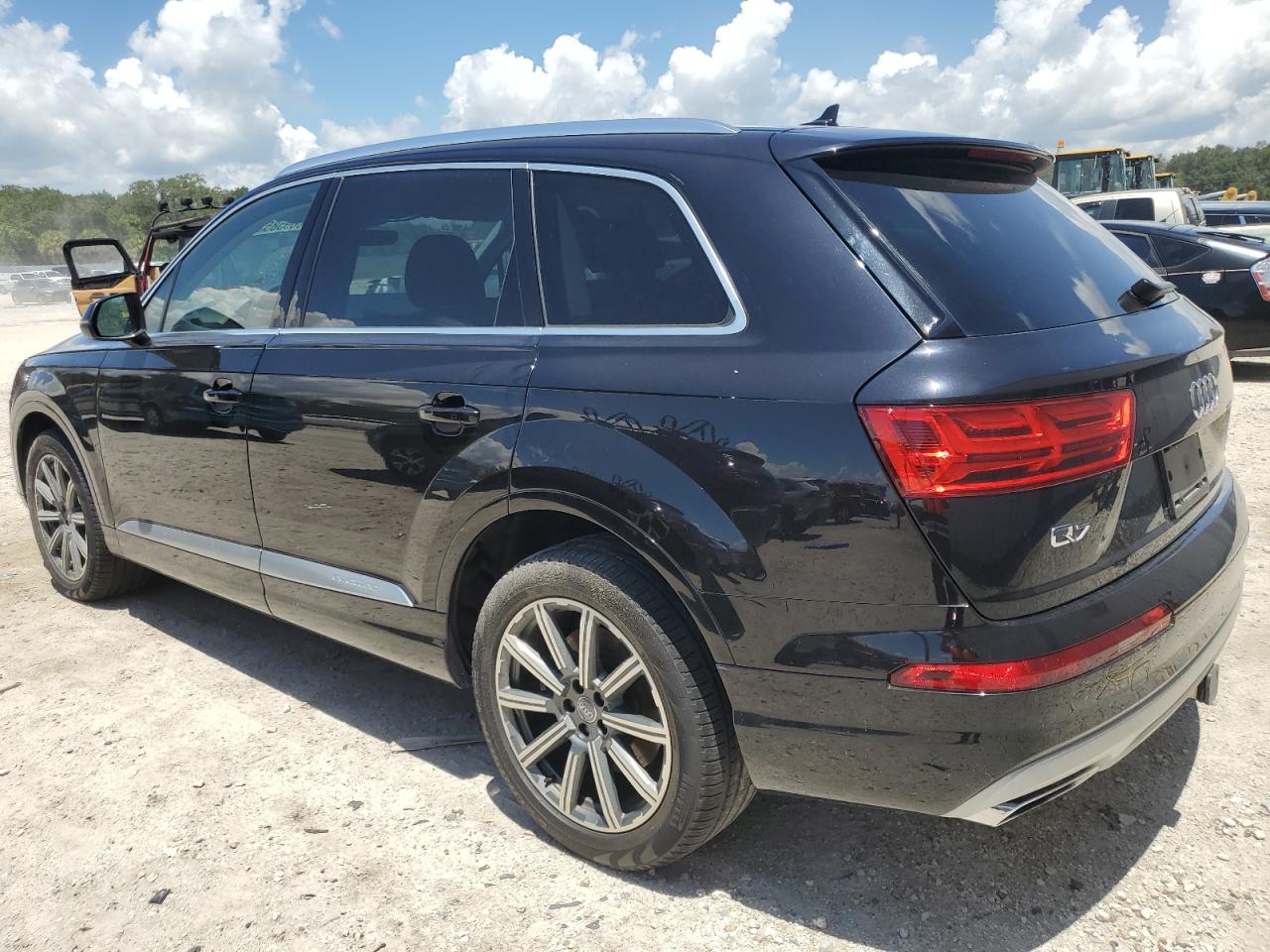 WA1VAAF77JD027035 2018 AUDI Q7 - Image 2