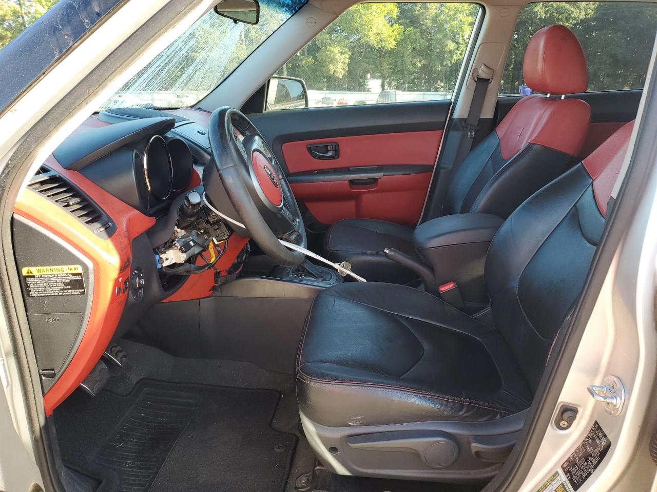 2011 Kia Soul + VIN: KNDJT2A23B7294141 Lot: 68821314