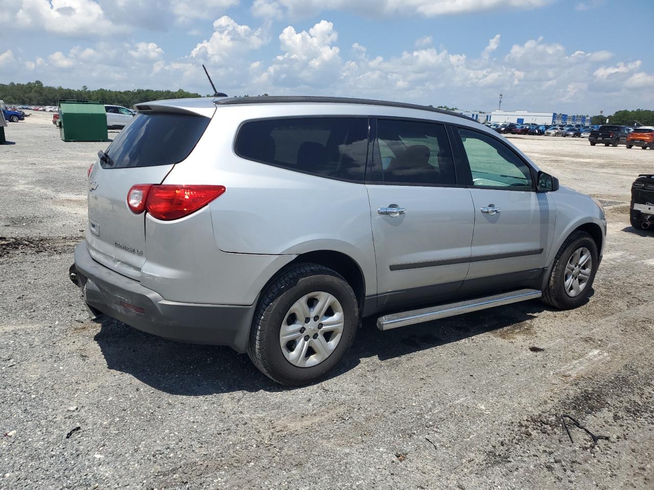 1GNKVFED1CJ172018 2012 Chevrolet Traverse Ls