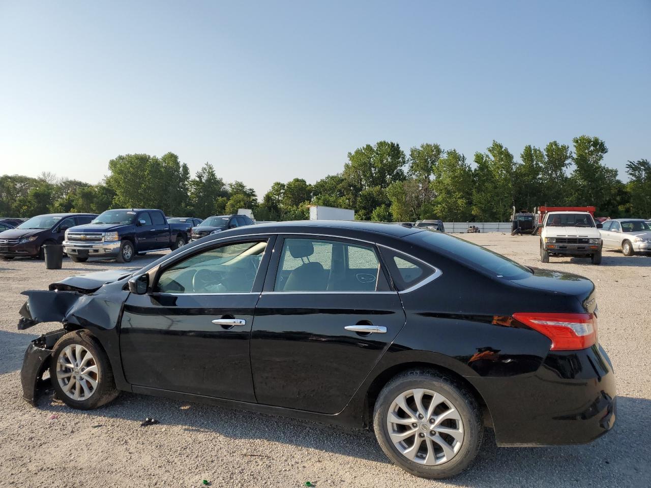 VIN 3N1AB7AP1KY276539 2019 NISSAN SENTRA no.2