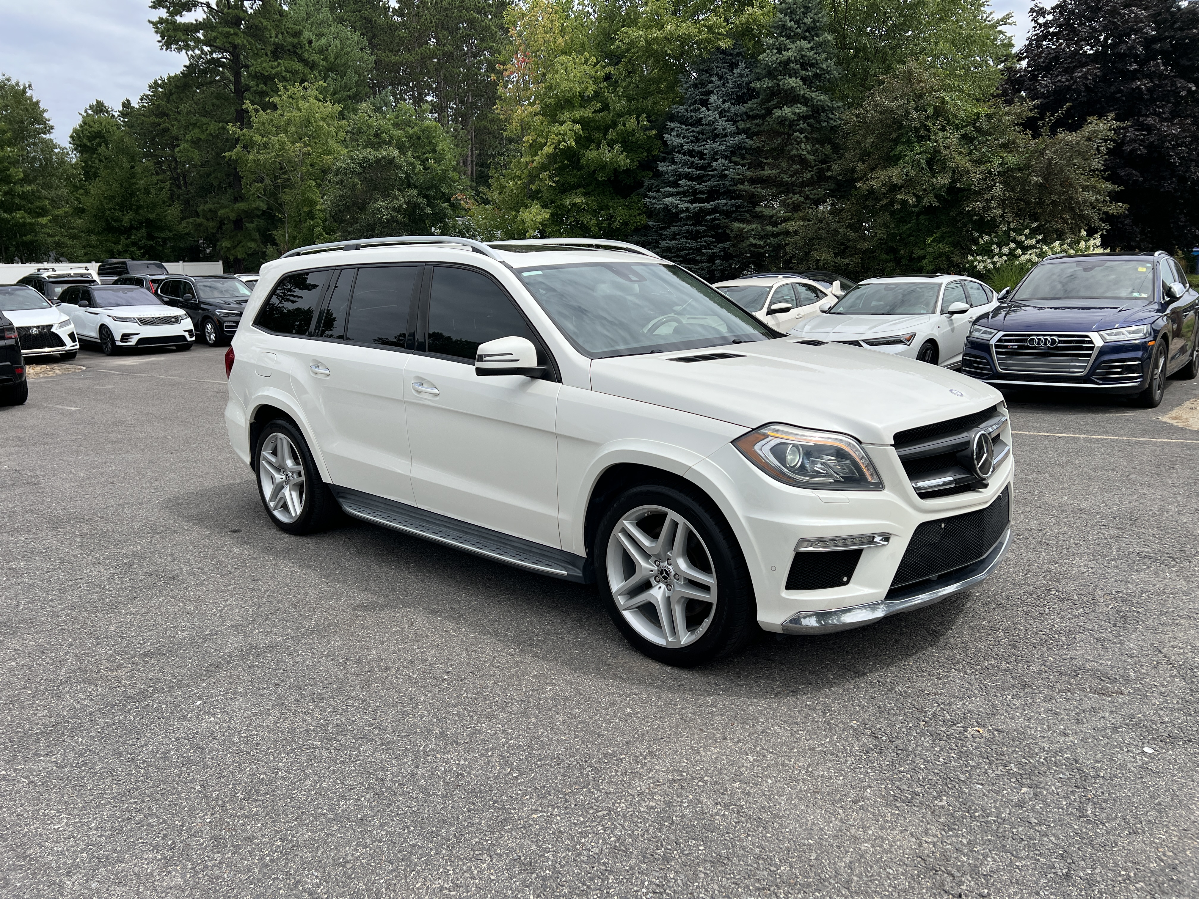 2015 Mercedes-Benz Gl 550 4Matic vin: 4JGDF7DE9FA592172