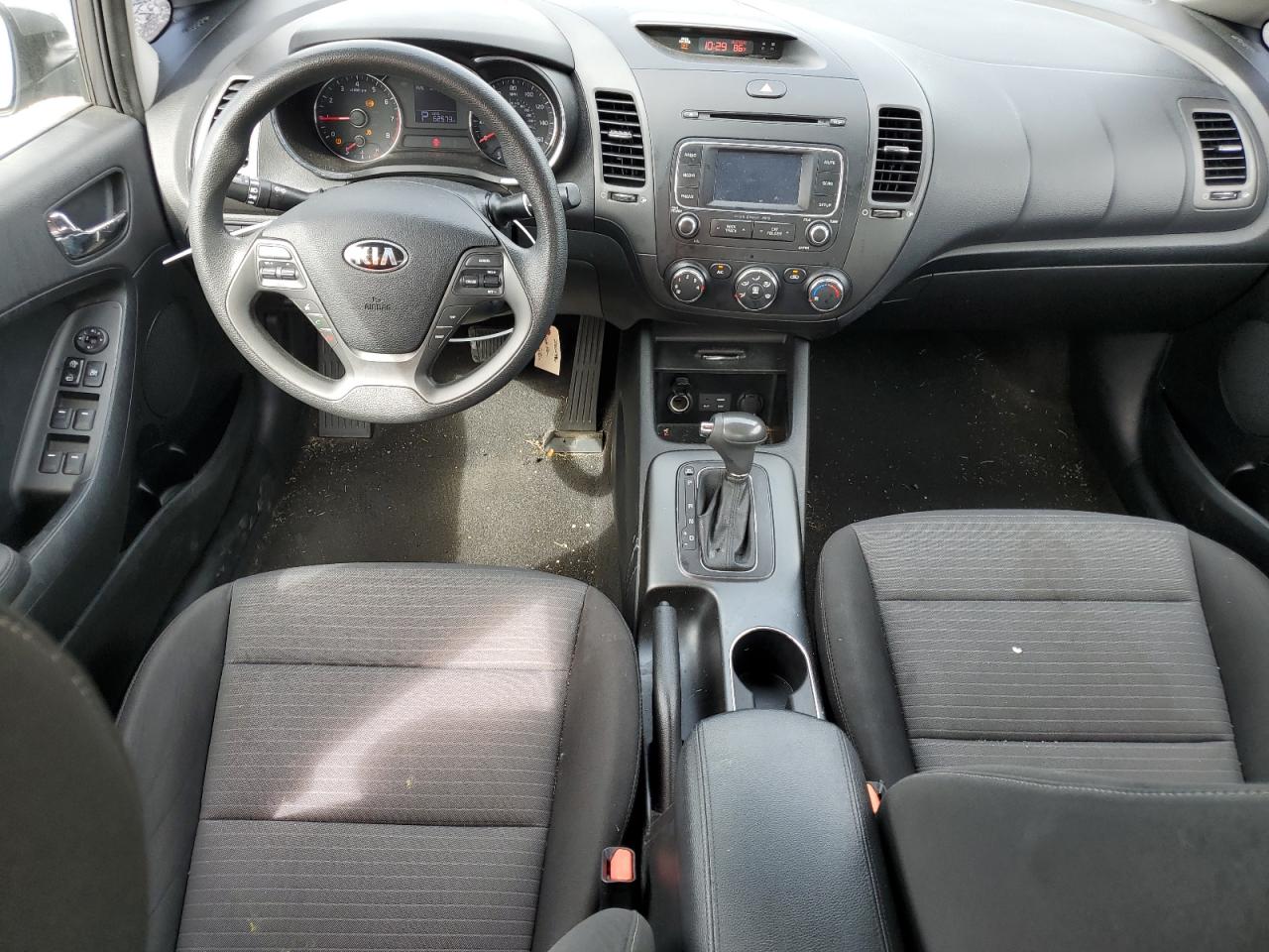 KNAFX4A67G5519279 2016 Kia Forte Lx