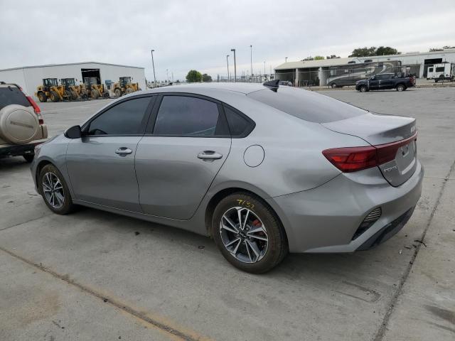 3KPF24AD7PE544915 Kia Forte LX 2