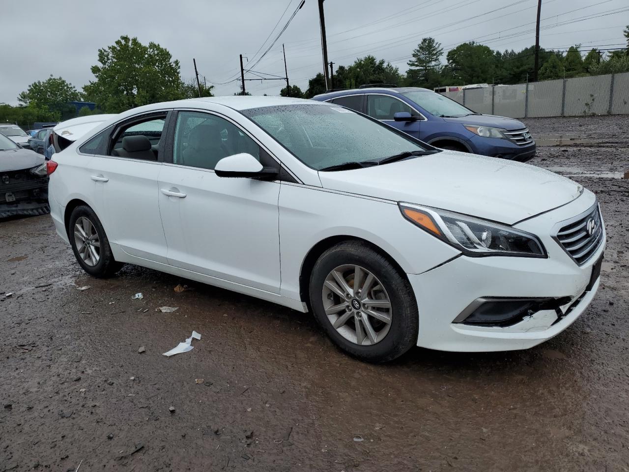 2017 Hyundai Sonata - Image 4