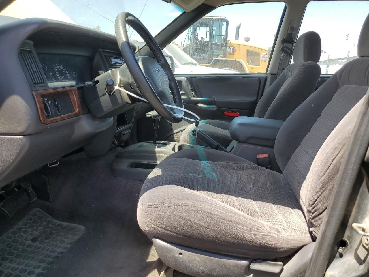 1996 Jeep Grand Cherokee Laredo VIN: 1J4FX58S5TC184910 Lot: 65862114