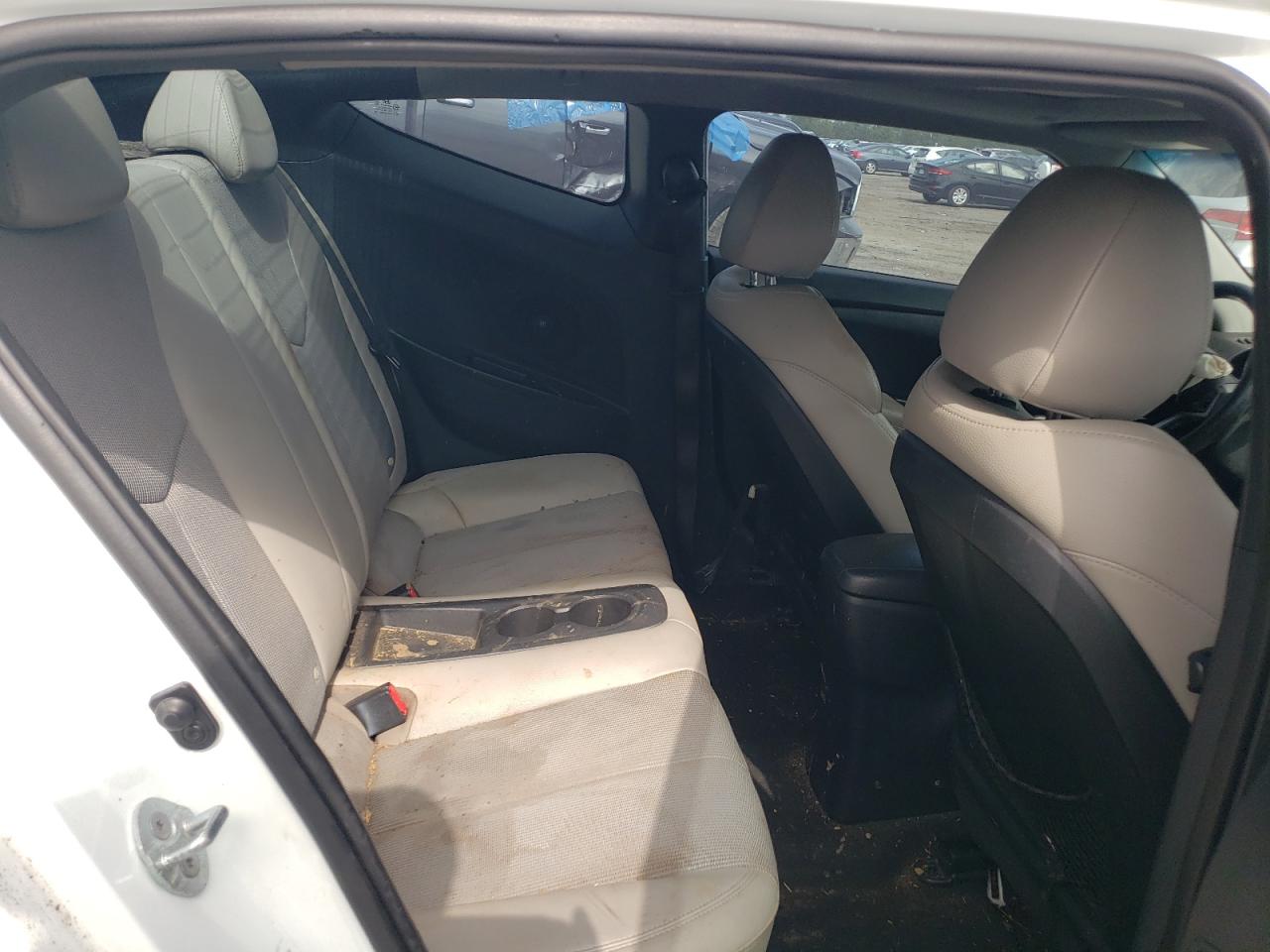 2013 Hyundai Veloster VIN: KMHTC6AD6DU084666 Lot: 67053394