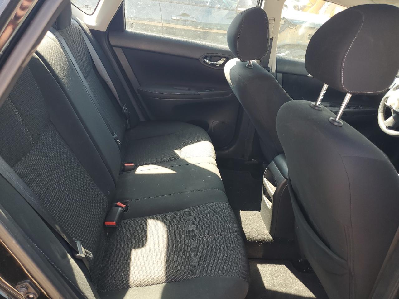 2018 Nissan Sentra S VIN: 3N1AB7AP2JY319526 Lot: 60743275