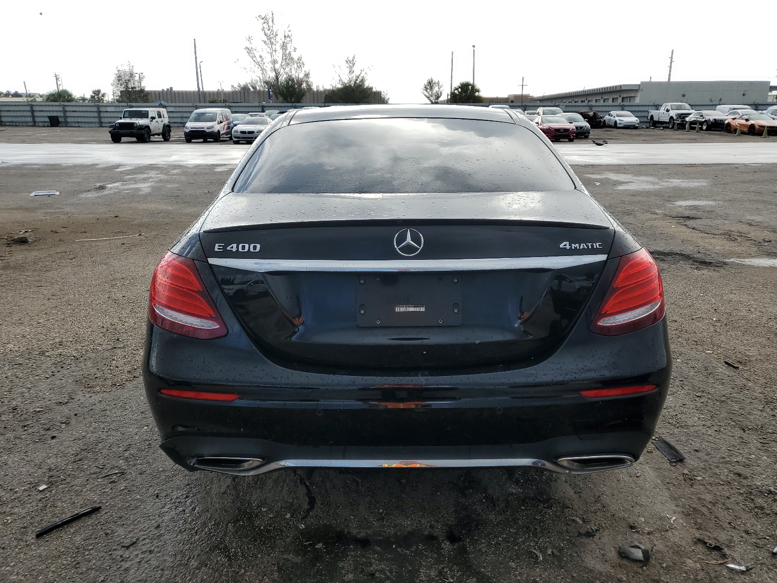 WDDZF6GB6JA389261 2018 Mercedes-Benz E 400 4Matic