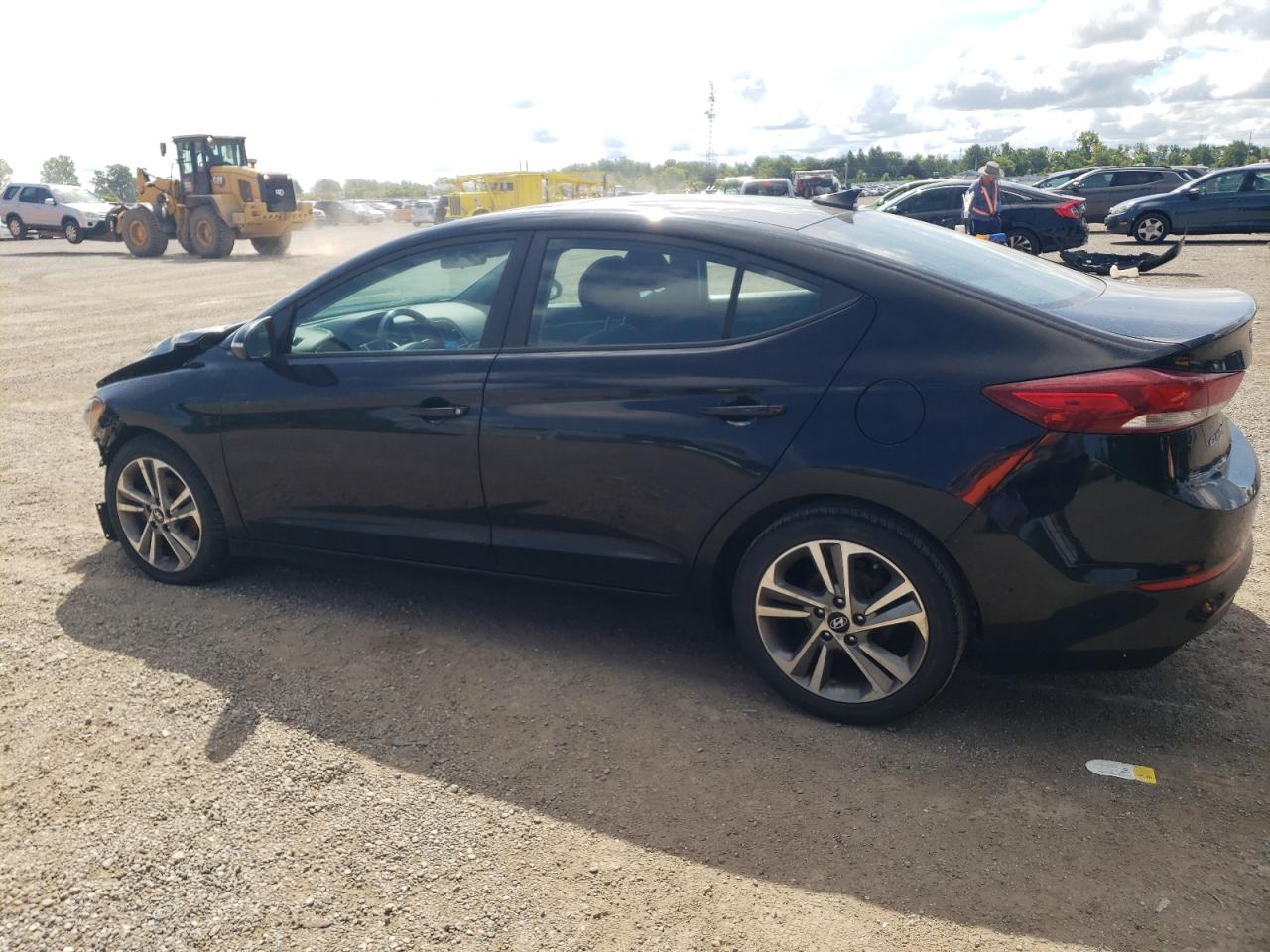 KMHD84LF4HU090206 2017 HYUNDAI ELANTRA - Image 2