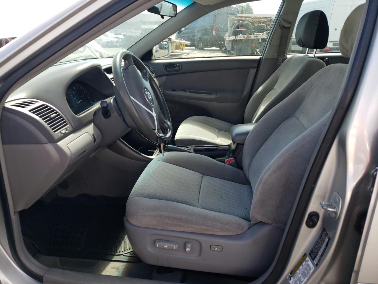 2004 Toyota Camry Le VIN: 4T1BE32K84U925291 Lot: 67191494