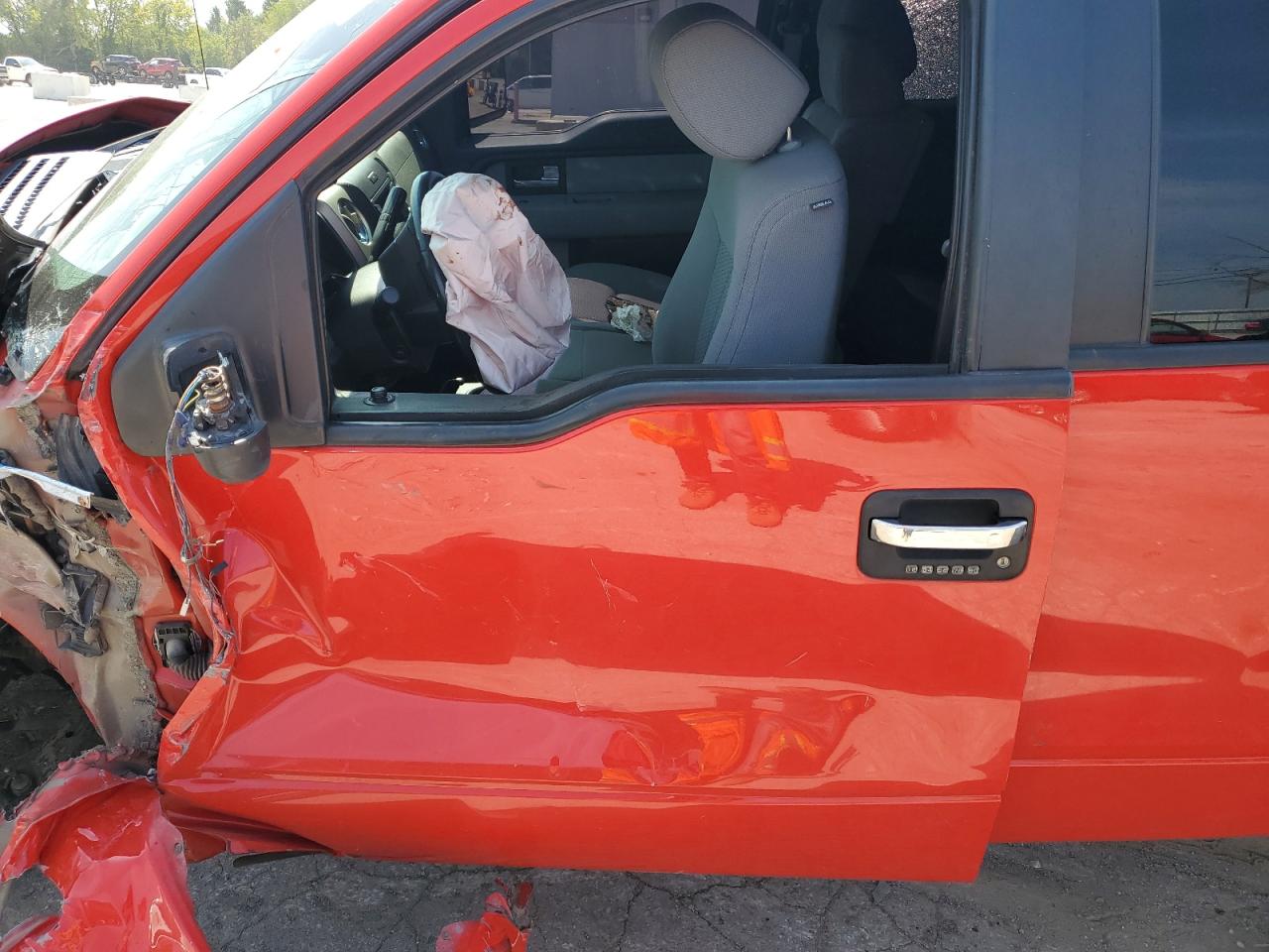 2014 Ford F150 Super Cab VIN: 1FTFX1EF3EFA37072 Lot: 69101194