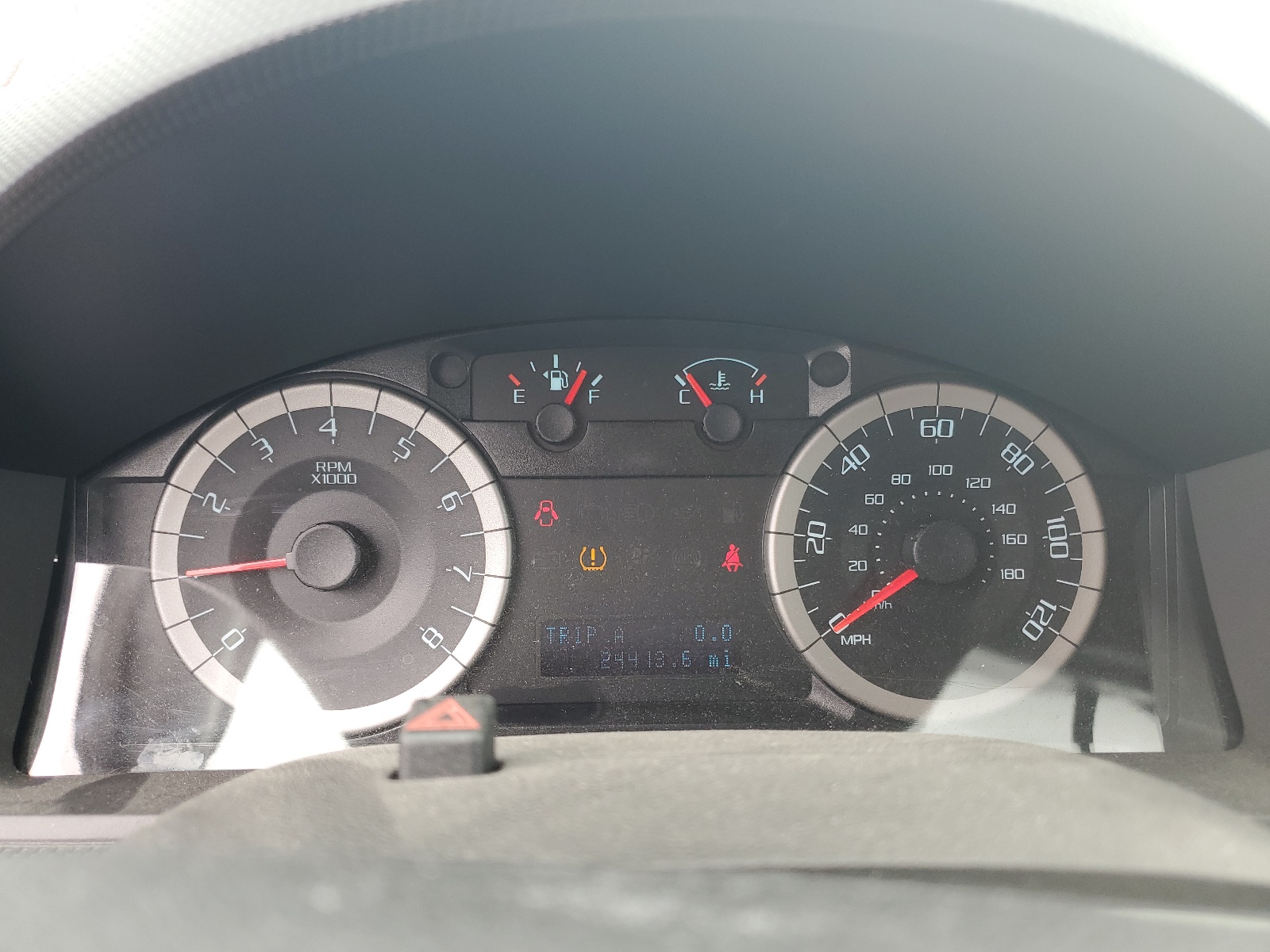 1FMCU0DGXAKB81604 2010 Ford Escape Xlt