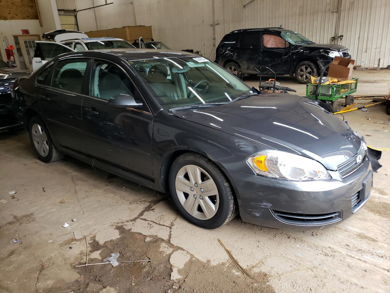 2011 Chevrolet Impala - Image 4