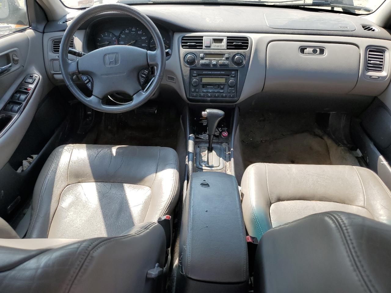 1HGCG16582A069213 2002 Honda Accord Ex