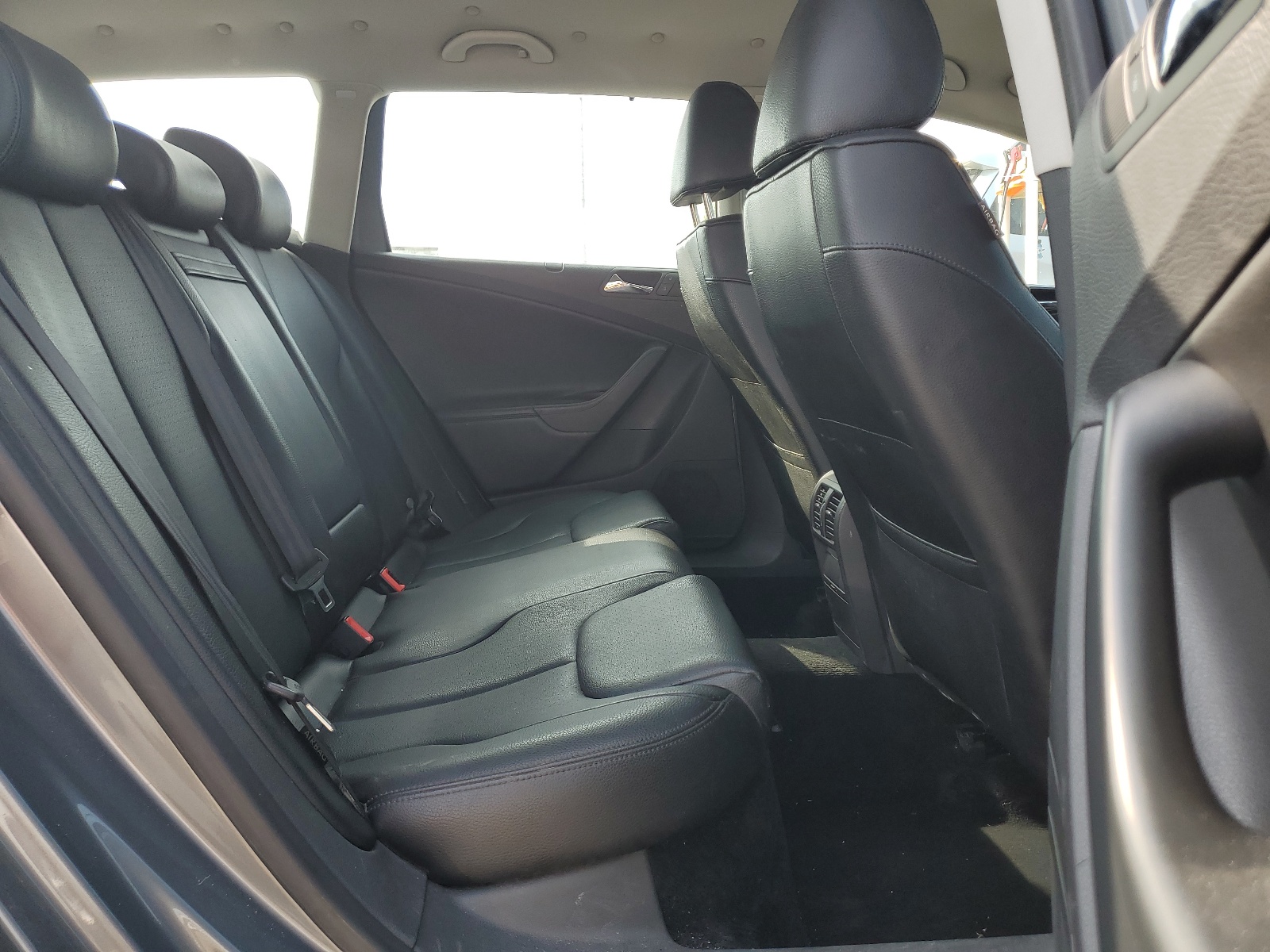 WVWYK93C48E057954 2008 Volkswagen Passat Wagon Turbo