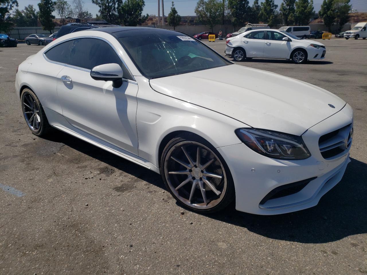 WDDWJ8GBXJF646535 2018 Mercedes-Benz C 63 Amg