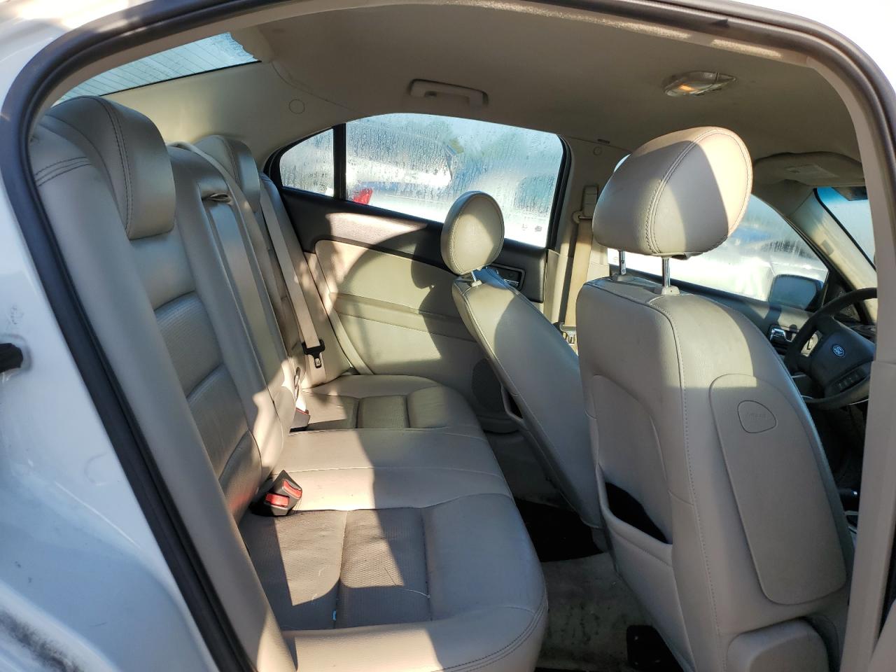 2008 Ford Fusion Se VIN: 3FAHP071X8R261554 Lot: 67108814