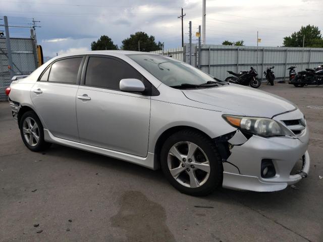  TOYOTA COROLLA 2013 Srebrny