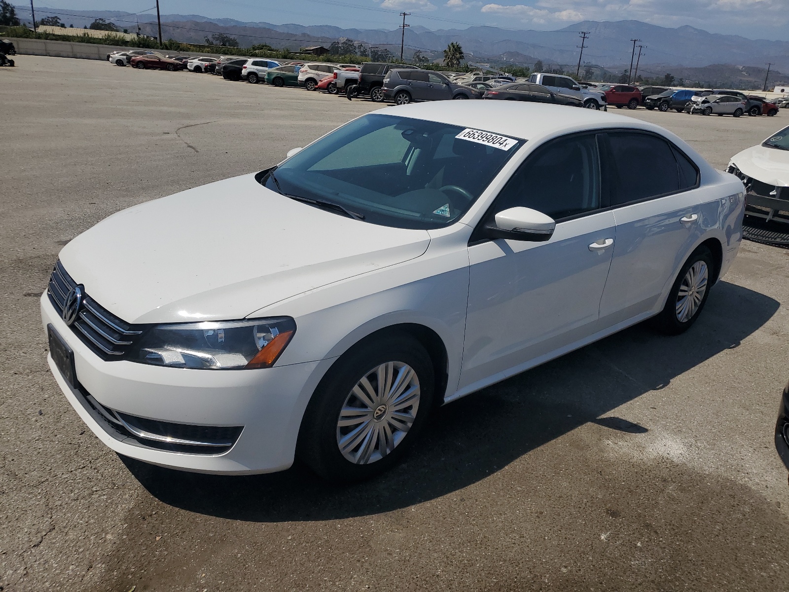 2014 Volkswagen Passat S vin: 1VWAT7A32EC102979