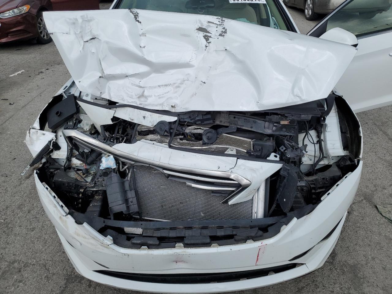 2015 Hyundai Sonata Se VIN: 5NPE24AF0FH201208 Lot: 66136344