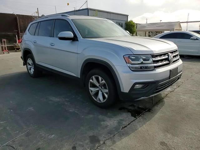 1V2DR2CAXJC554331 2018 Volkswagen Atlas Se