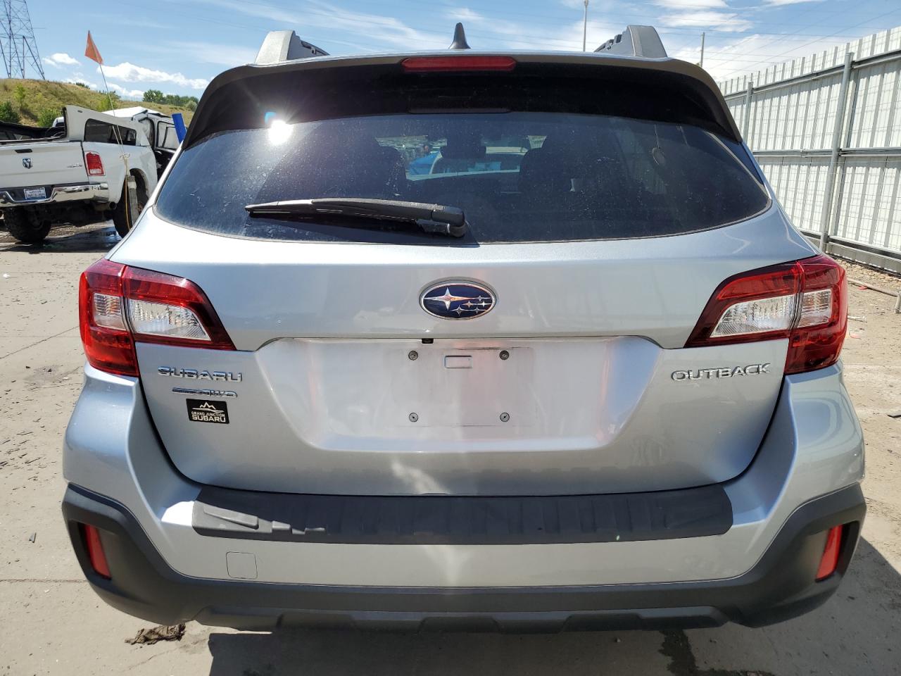 4S4BSAFC0K3321379 2019 Subaru Outback 2.5I Premium