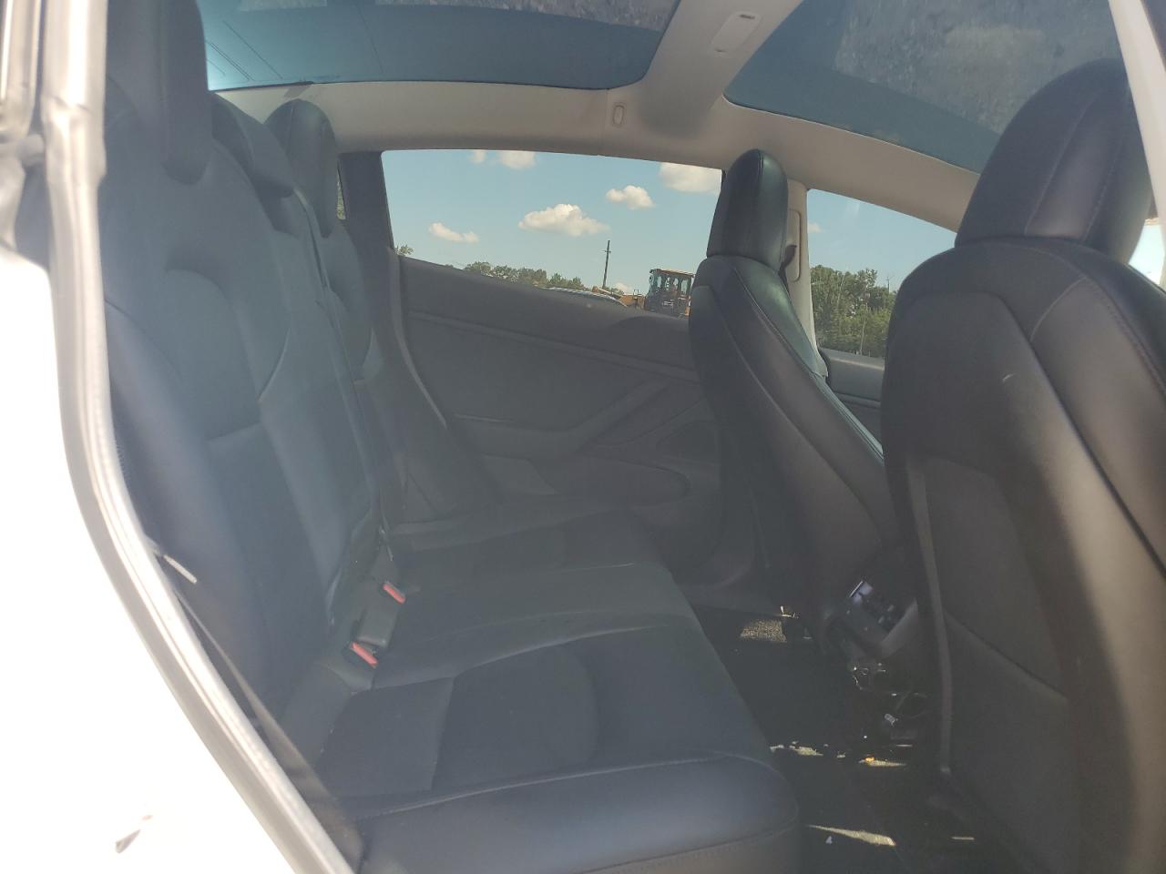 5YJ3E1EB0KF437726 2019 Tesla Model 3