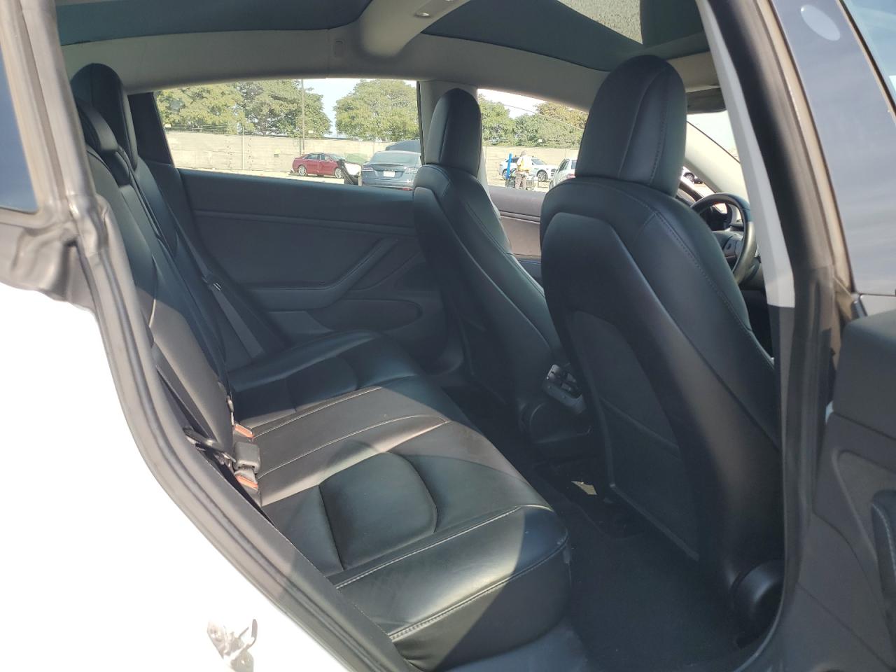 2019 Tesla Model 3 VIN: 5YJ3E1EA5KF332994 Lot: 69817325