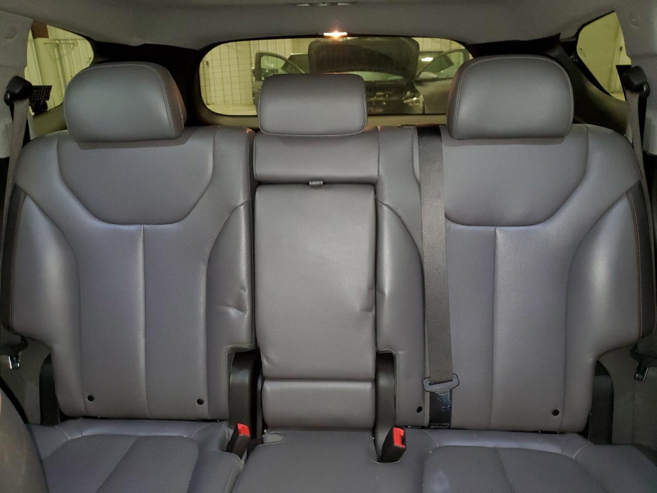 2020 Hyundai Santa Fe Limited VIN: 5NMS5CAAXLH198268 Lot: 70297825