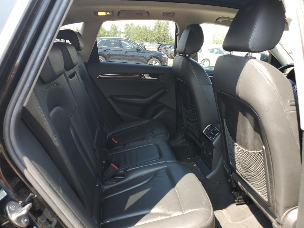 2010 Audi Q5 Premium Plus VIN: WA1LKCFP4AA011456 Lot: 68119395